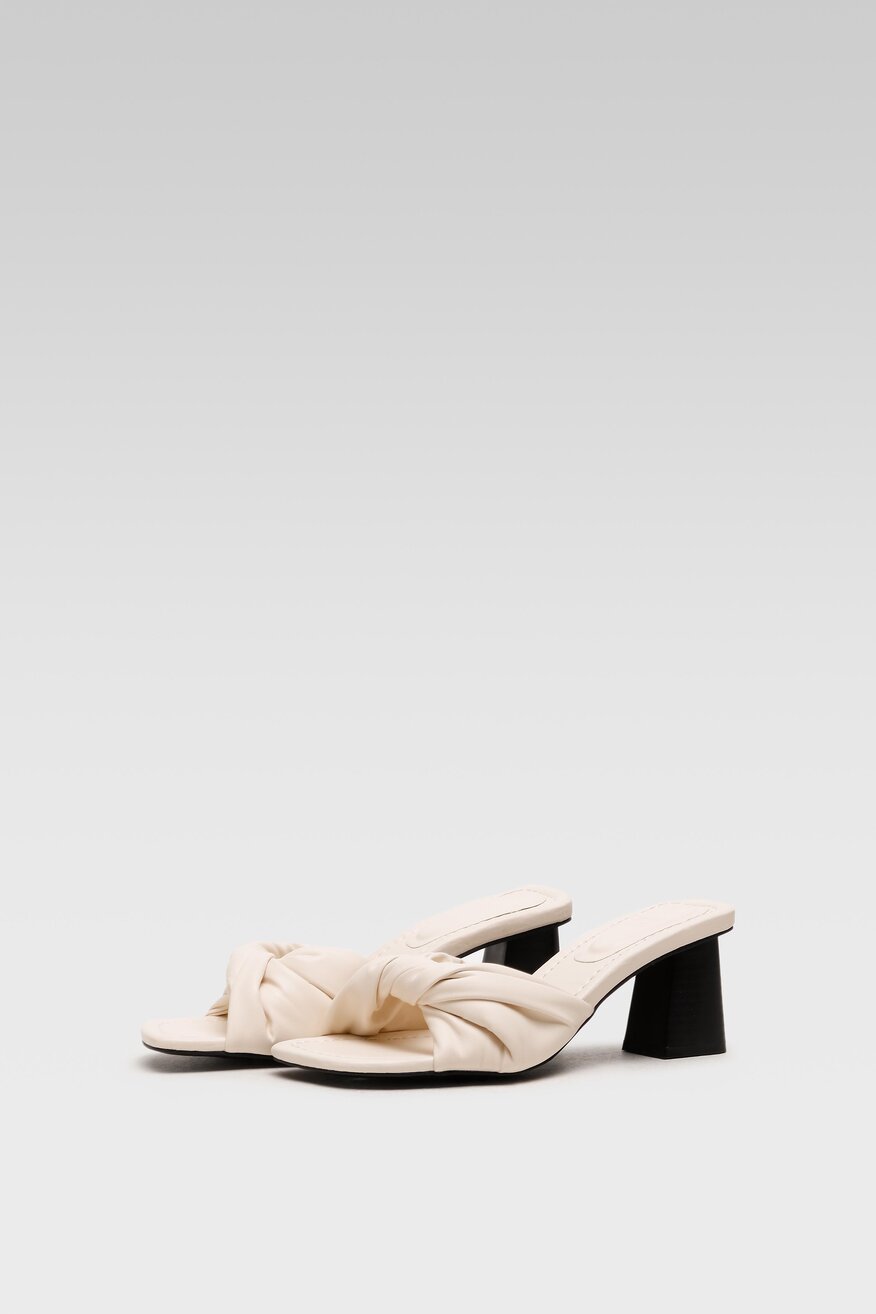 Jenny Fairy - Klapki pastelowe beżowe - 5904248661328