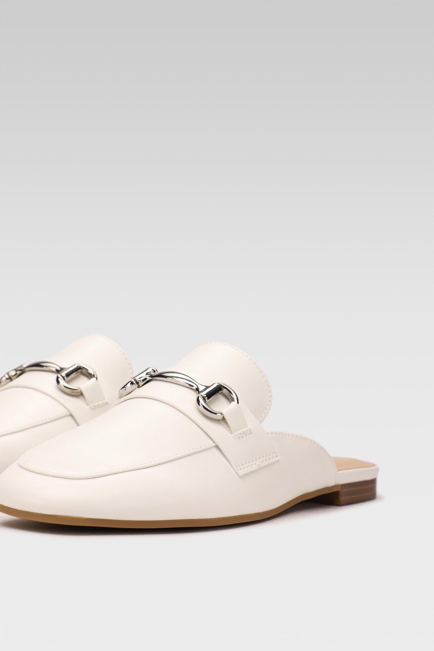 
                Jenny Fairy - Klapki pastelowe białe - 5903698357225