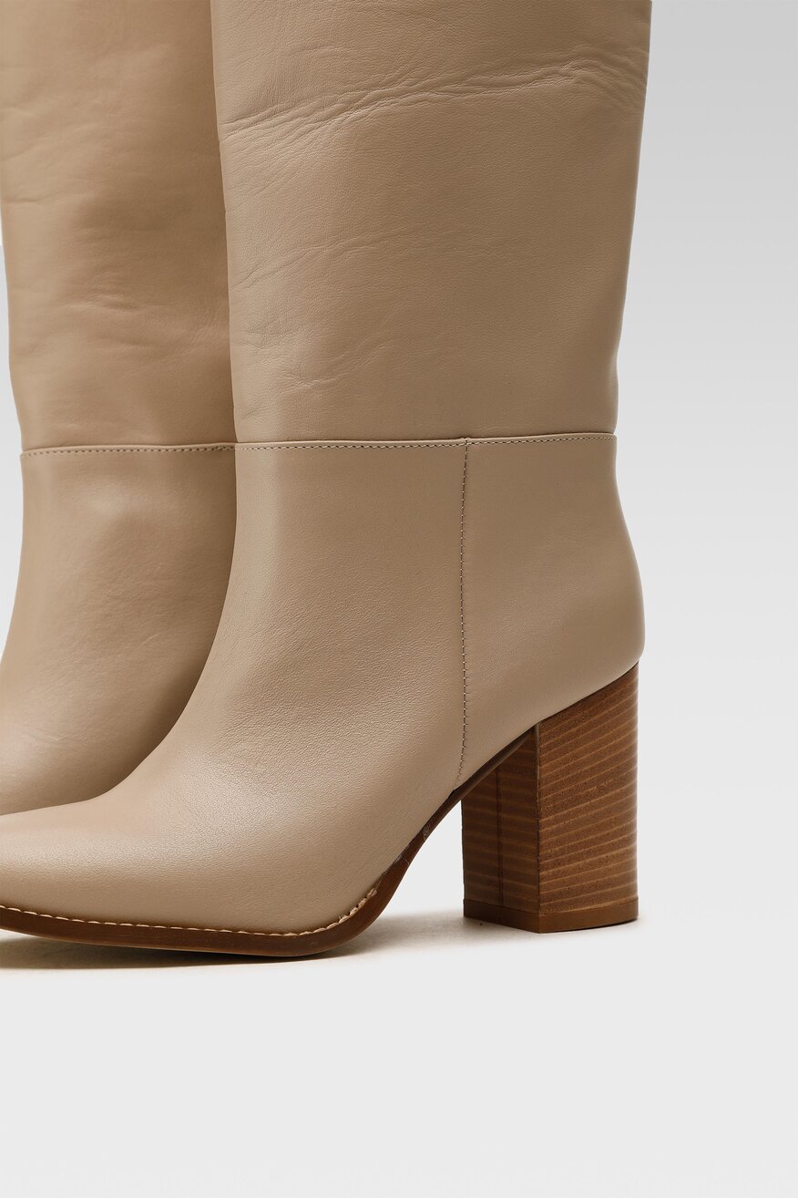 
                Gino Rossi - Skórzane kozaki pastelowe - 5904248005641