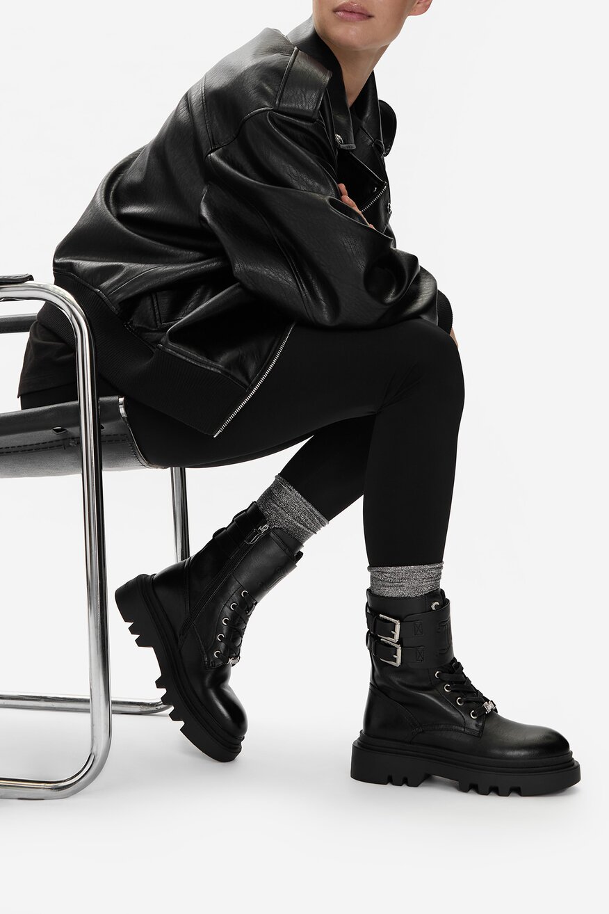 
                Juicy Couture - Trzewiki ocieplane - 5906751461617