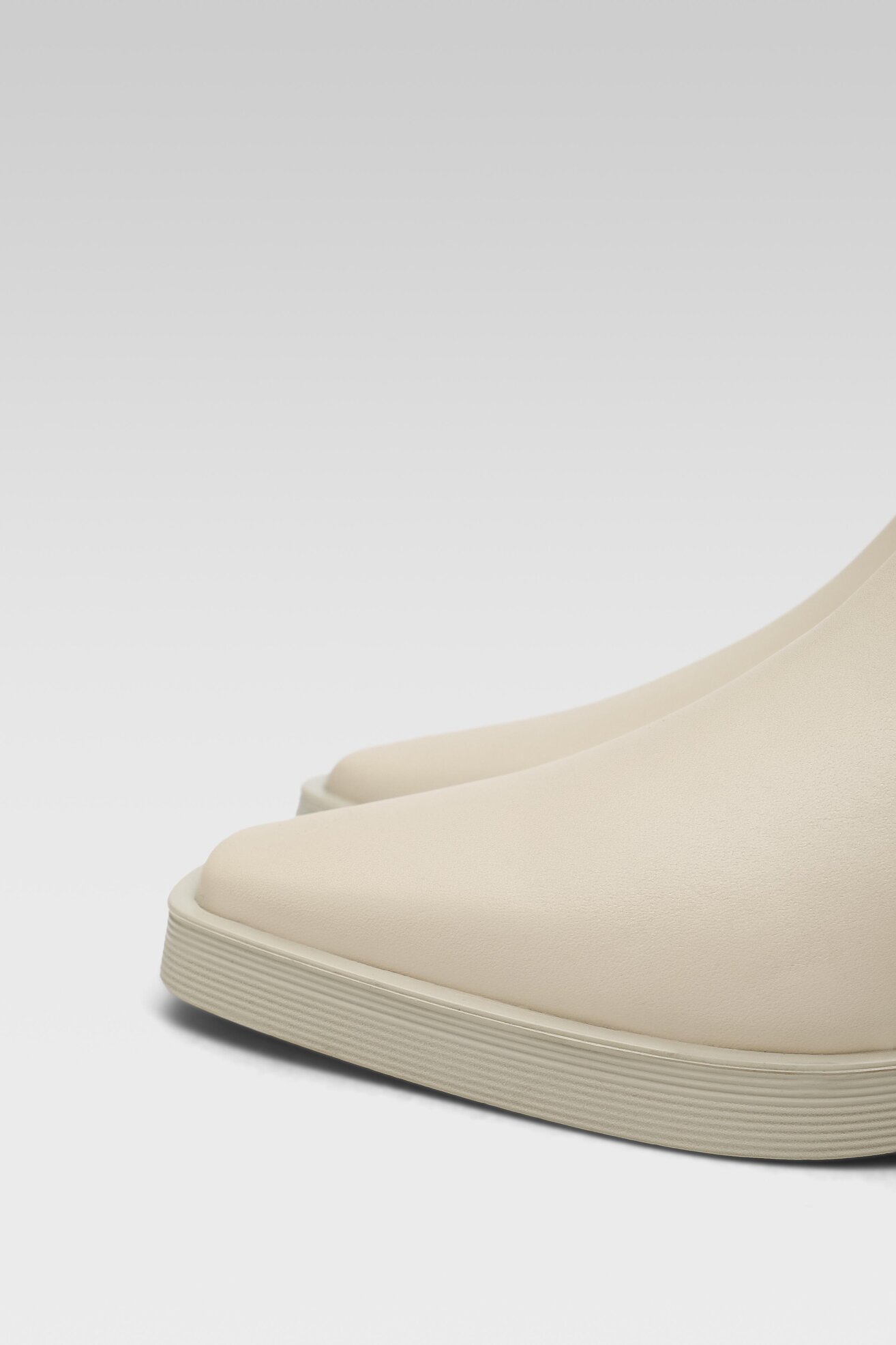 Botki Gino Rossi 222FW131 Beżowy