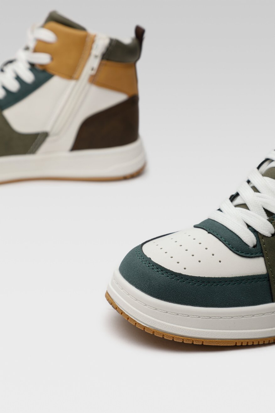 
                Twisty - Półbuty z wysoką cholewką - 5904862128924