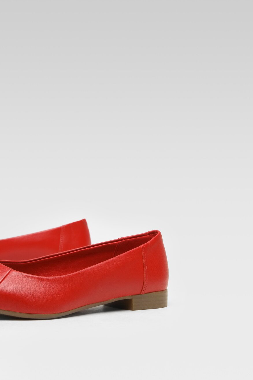 
                Sarah Karen - Skórzane baleriny - 5904862717937