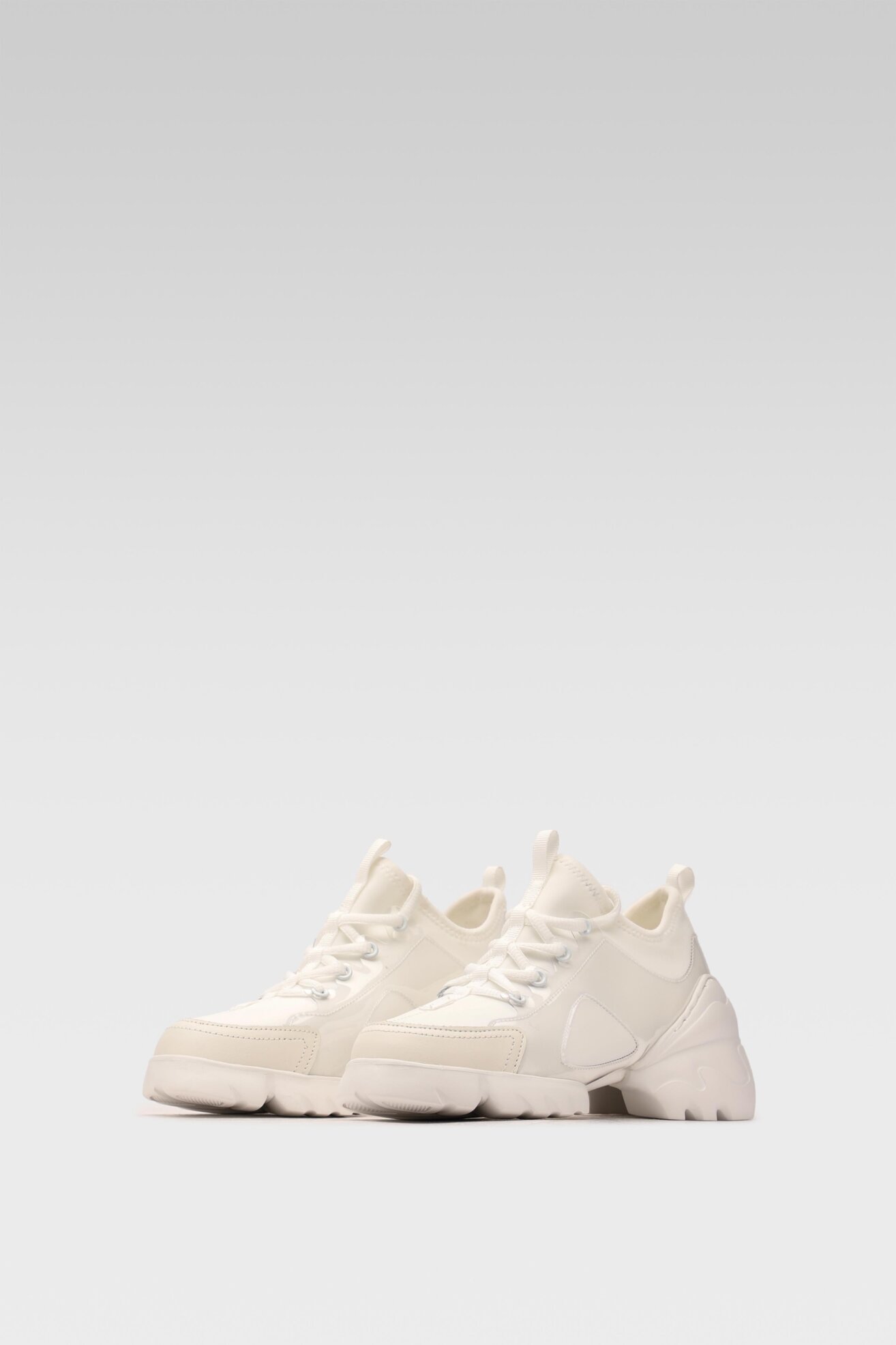 Półbuty Gino Rossi Sport V602-01-2 Biały