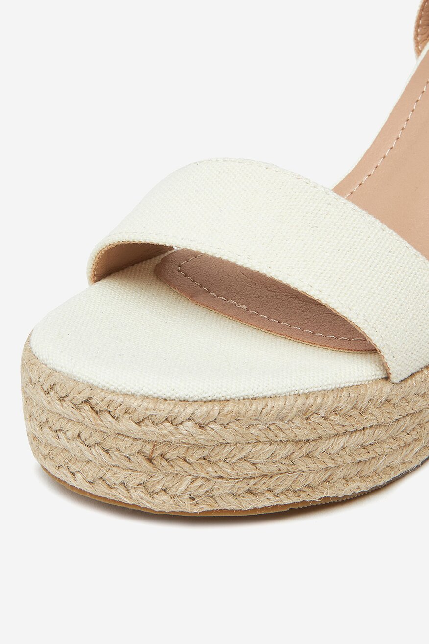 DeeZee - Sandały na koturnie - 5906751106402