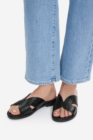 Шльопанець Lasocki CEO-WI33-FOXI-61 ЧОРНИЙ