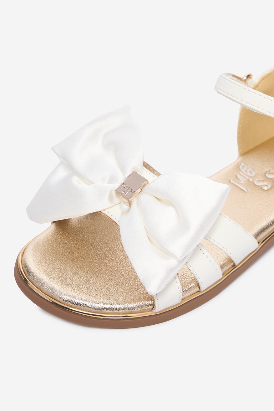 
                GUESS - Sandały - 5906751989081