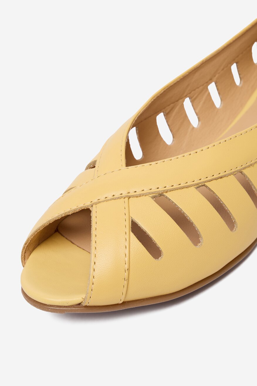 
                Lasocki - Baleriny skórzane - 5906751856079