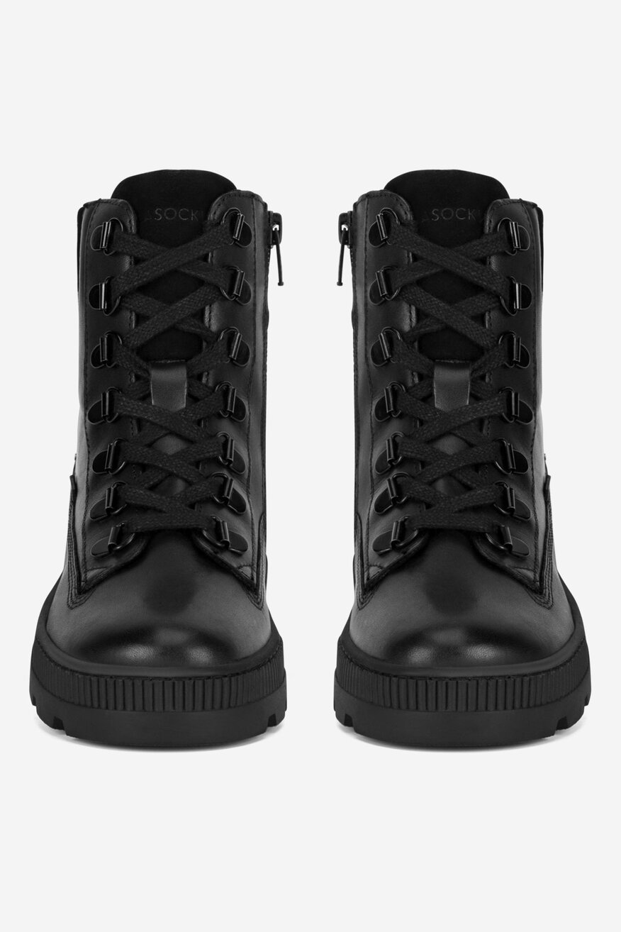 
                Šněrovací vyšší obuv Lasocki Young ČERNÁ - 5905588906889