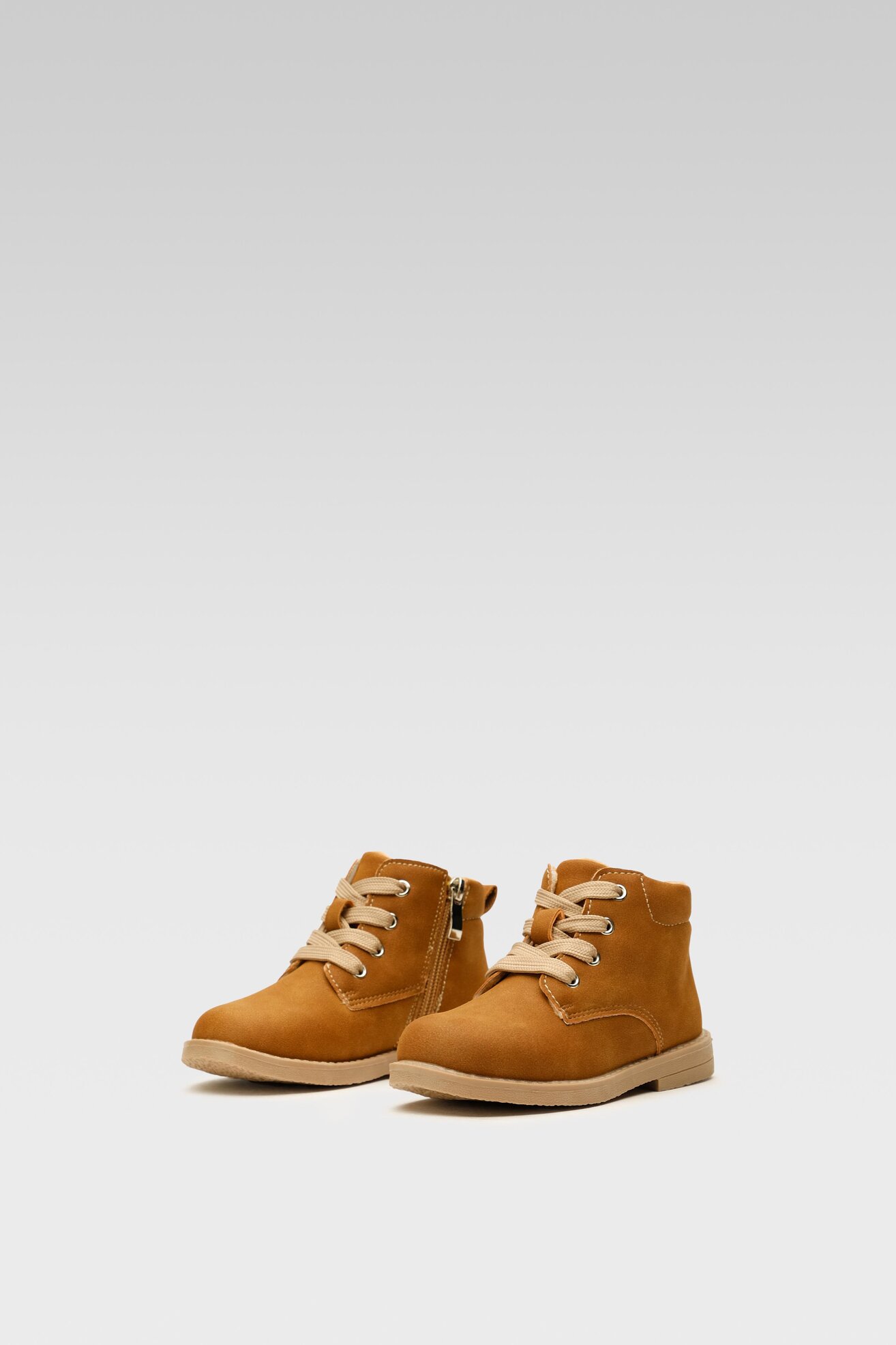 Trzewiki Action Boy CM211112-40 Camel