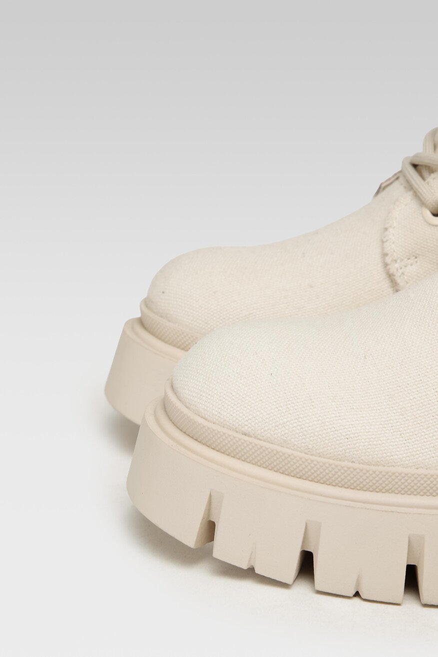 
                Jenny Fairy - Trzewiki na grubej podeszwie - 5904862203355