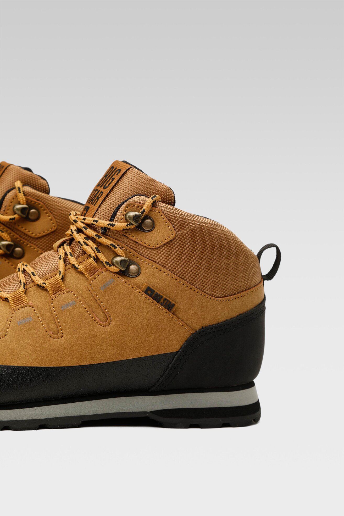 Trzewiki Big Star EE174438C Camel