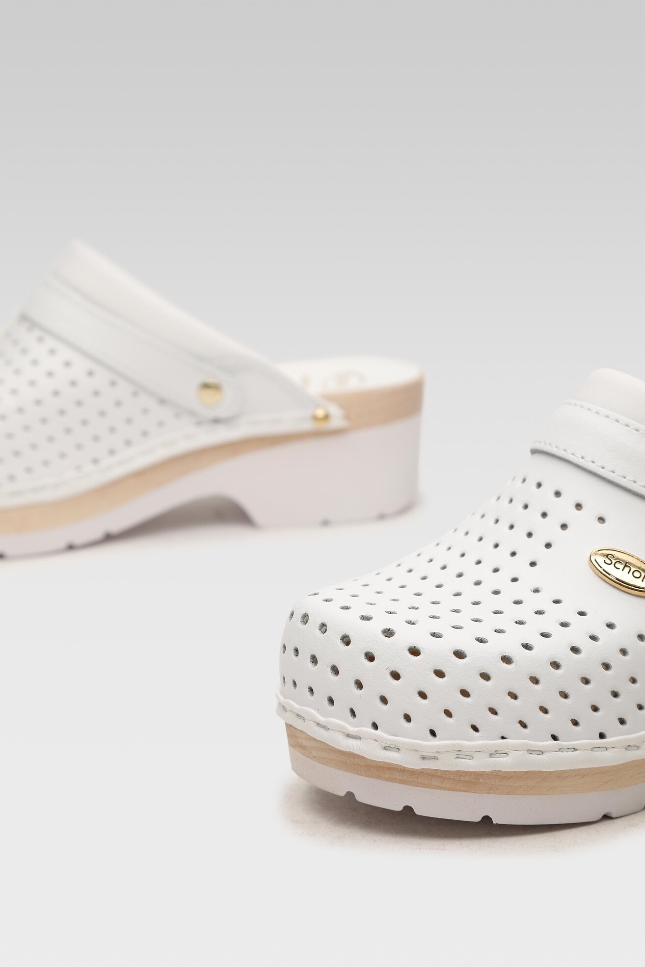 Klapki Scholl F20176 CLOG 1065 Biały