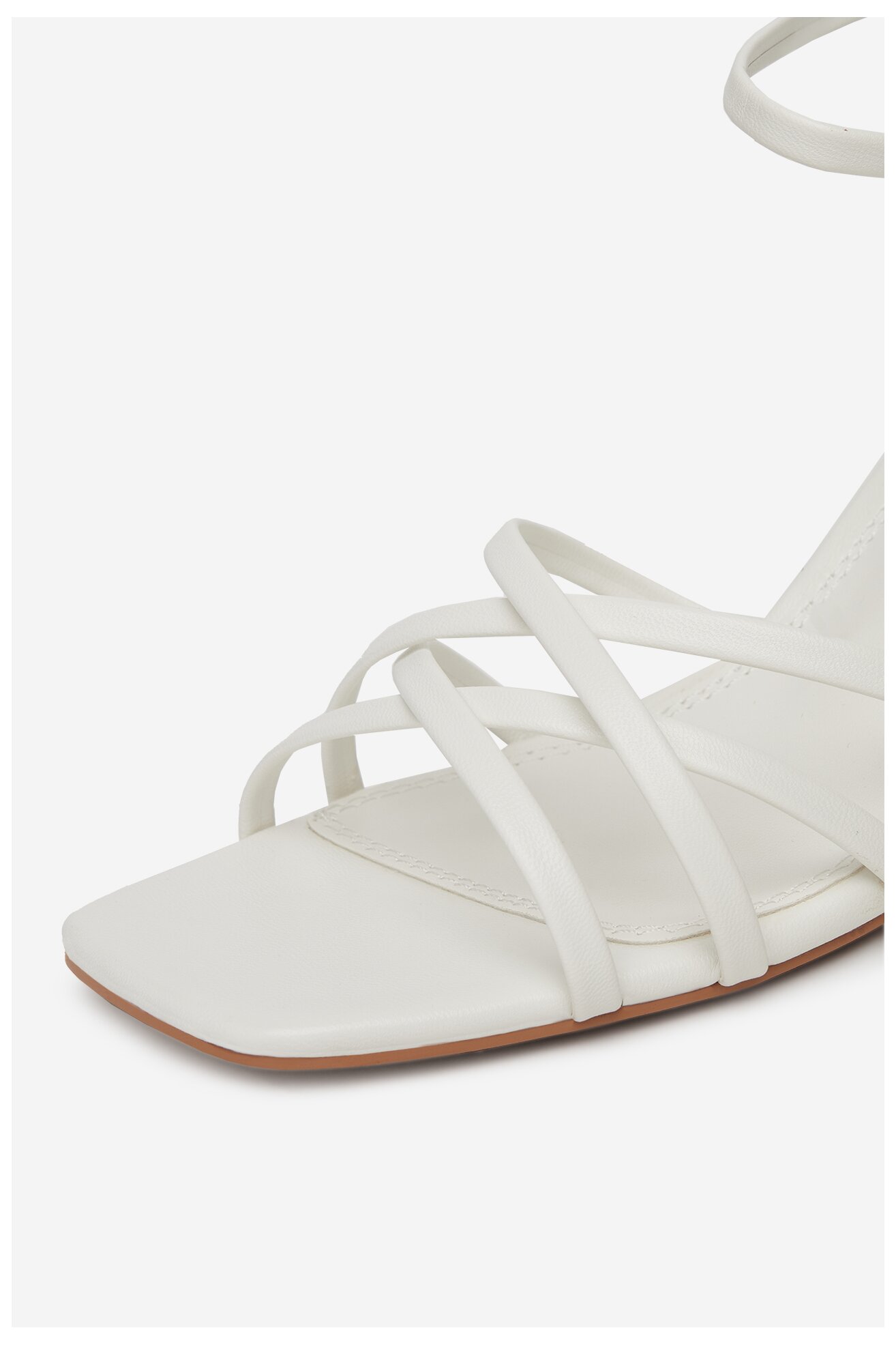 Сандали Jenny CWBF96728-06 БЯЛ