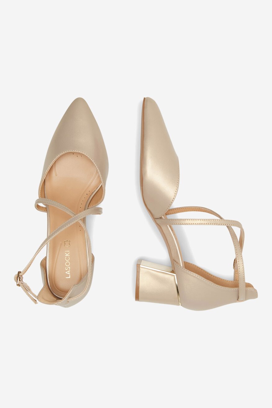 
                Lasocki - Skórzane czółenka - 5905588301097