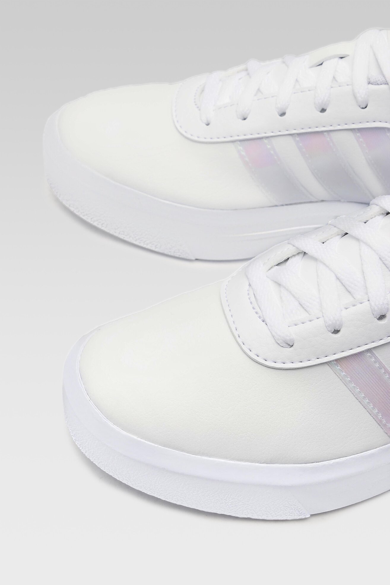 Obuwie sportowe adidas COURT PLATFORM H06299 Biały