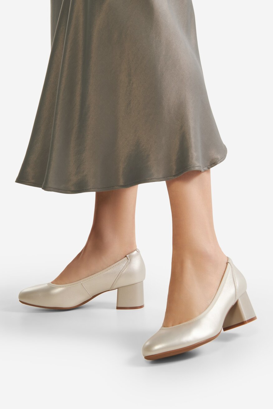 
                Lasocki - Czółenka skórzane - 5903419919251