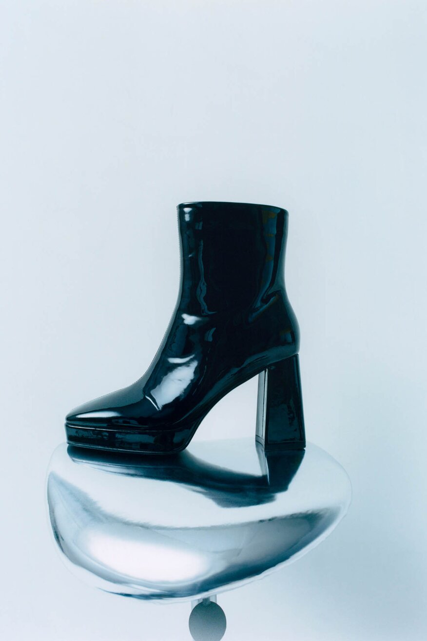 
                Ботильйони DeeZee ЧОРНИЙ - 5905588874515