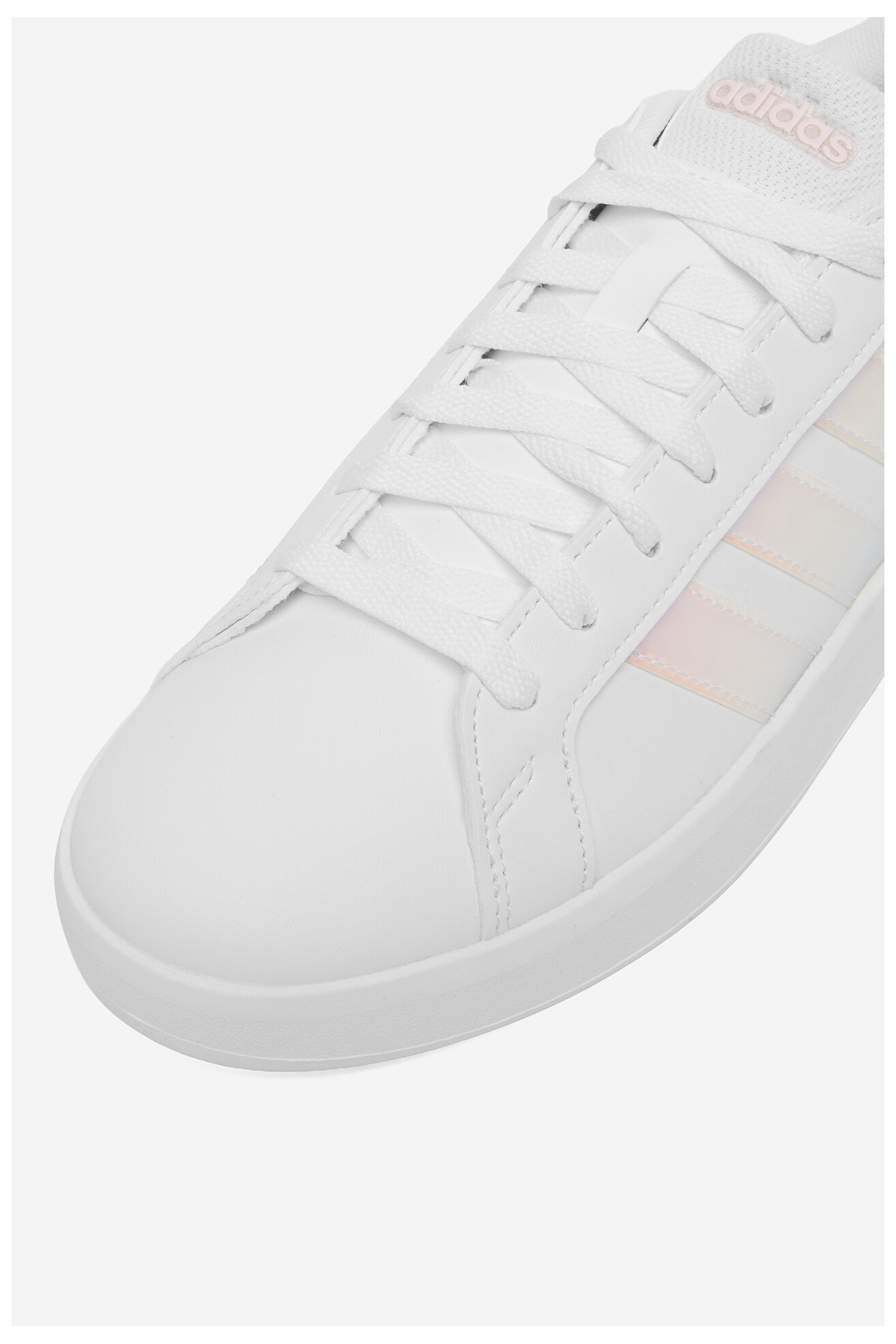 Спортни обувки adidas CEO-GRAND COURT 3.0 J JQ1978 БЯЛ