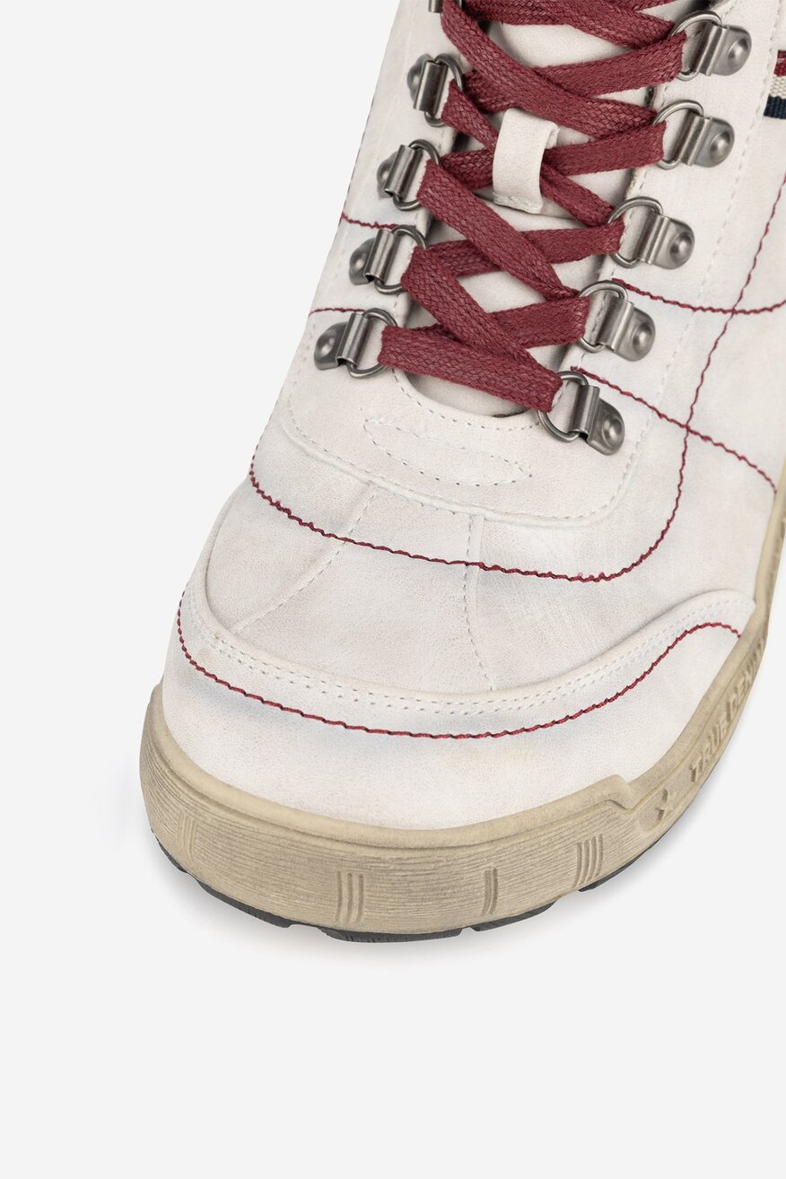 
                Боти Mustang БЯЛ - 5905588876397