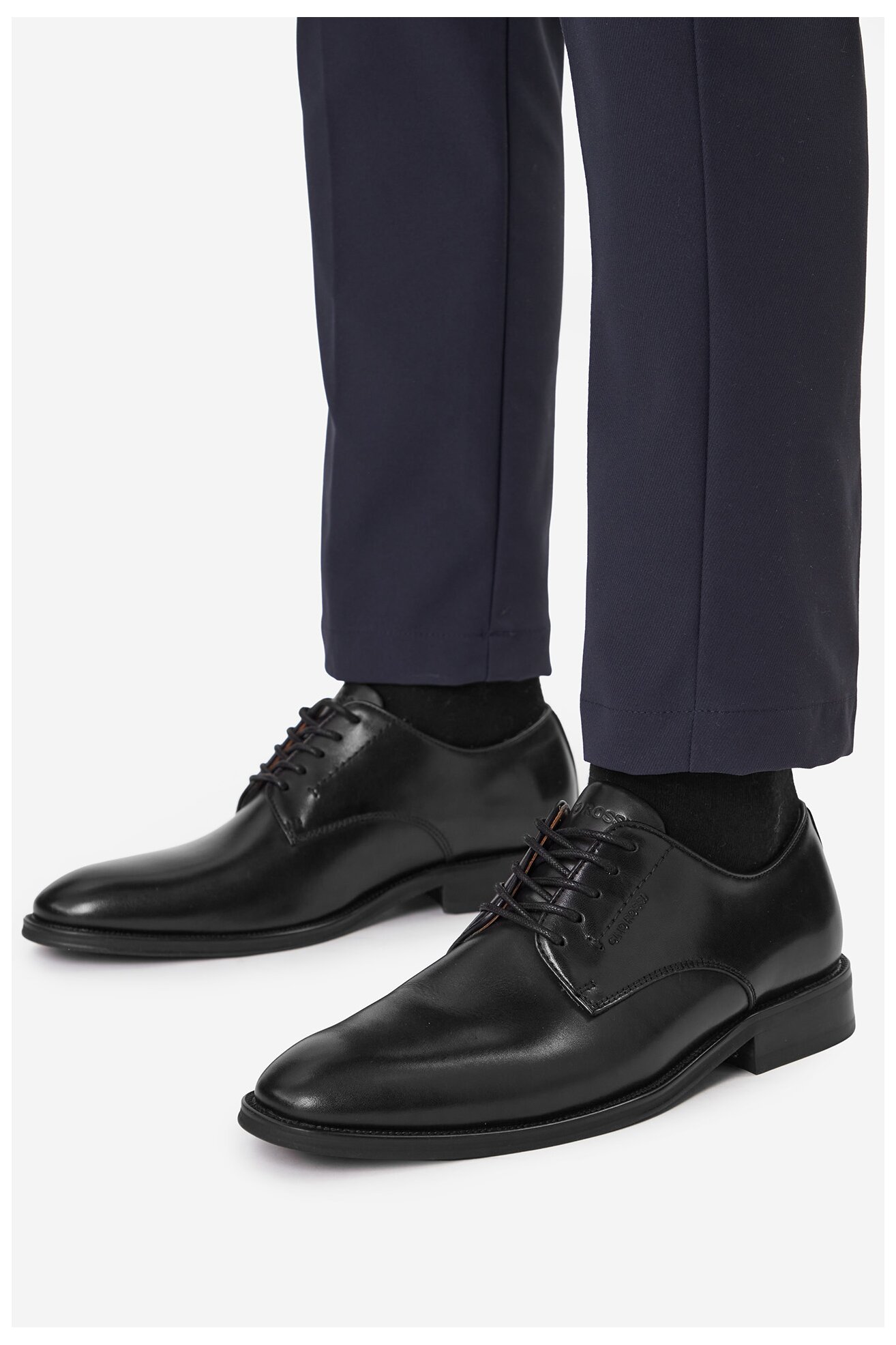 Półbuty Gino Rossi EO-MARTINO-03 126AM Czarny