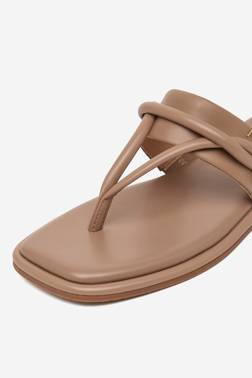 
                Шльопанець Mexx БЕЖЕВИЙ - 5906751928394