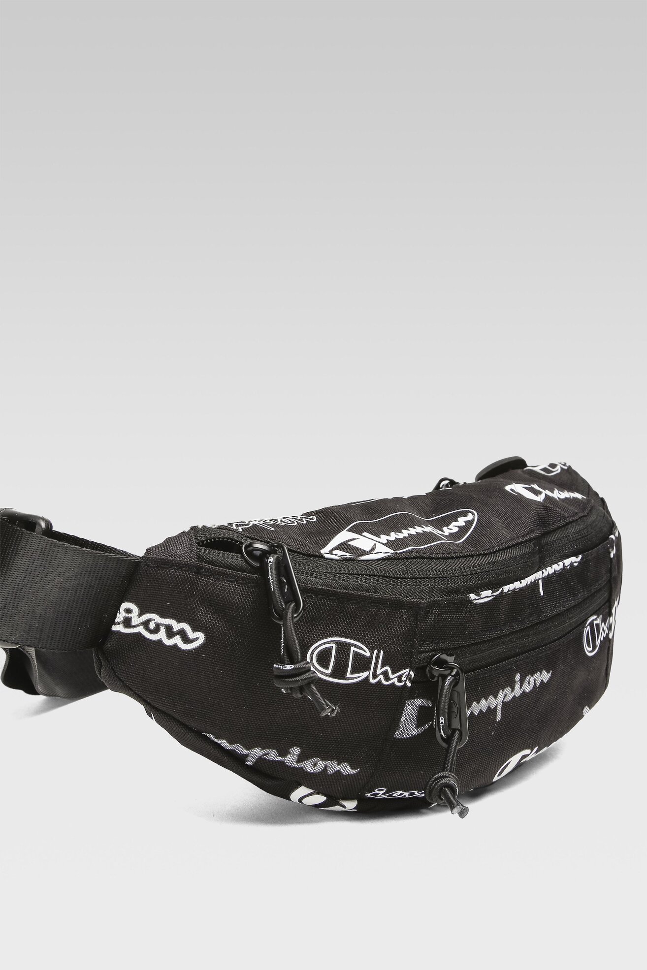 Torebka młodzieżowa Champion 805522-KL001 Czarny