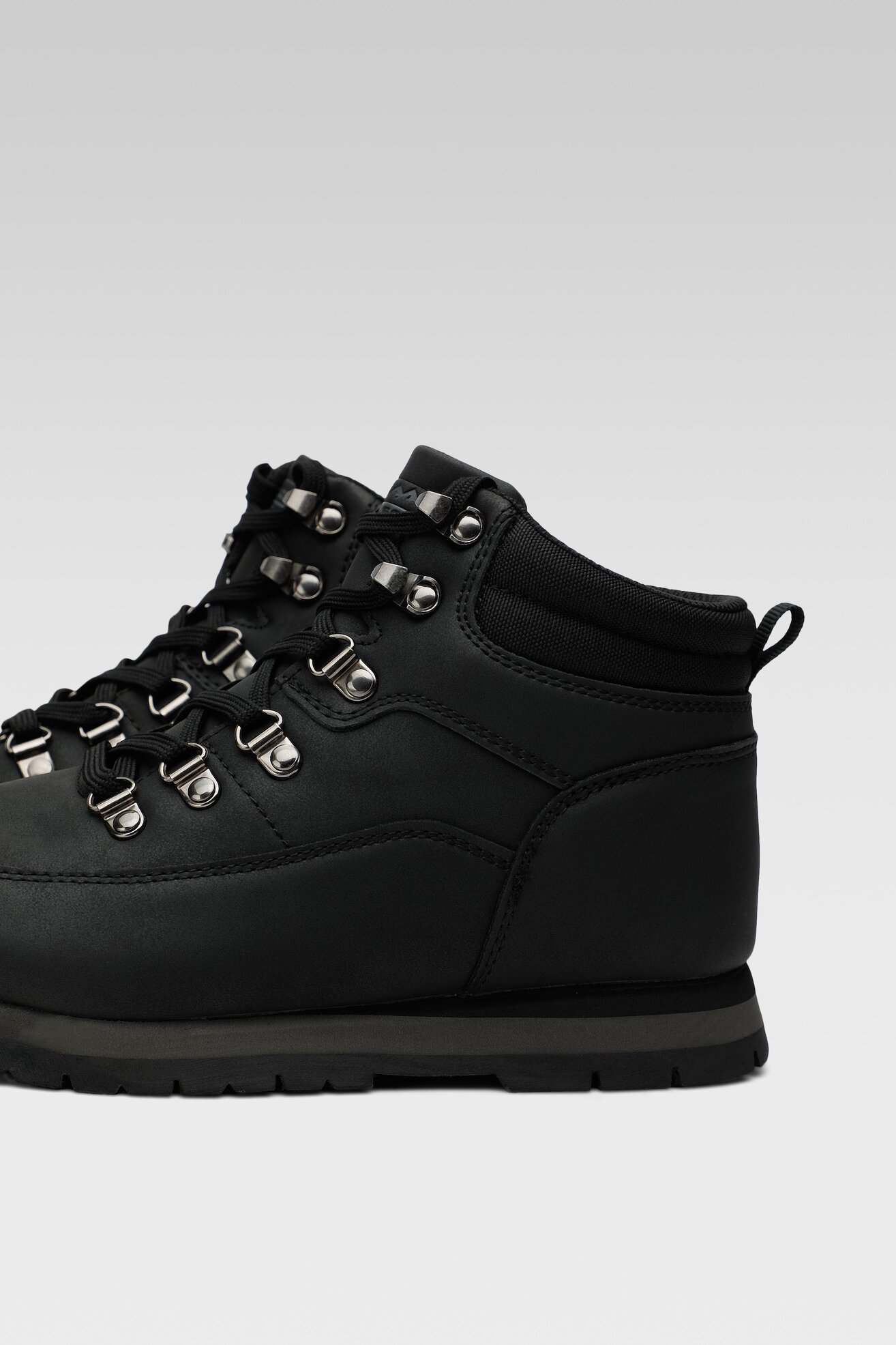 Trzewiki SPRANDI EARTH GEAR WP07-91354-03 Czarny