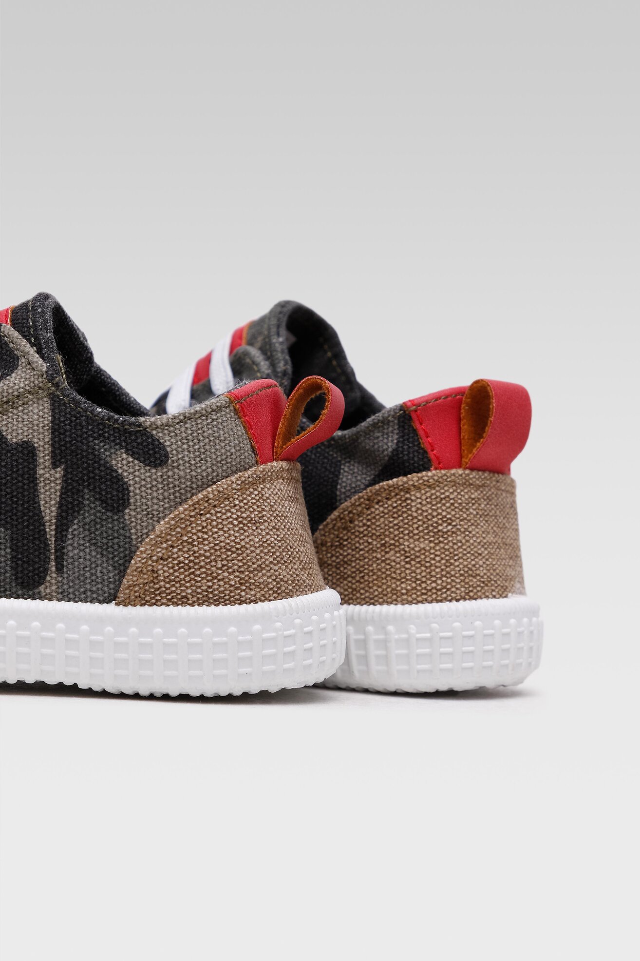 Sportska obuća Action Boy CF21067C-1 TAMNO BEŽ