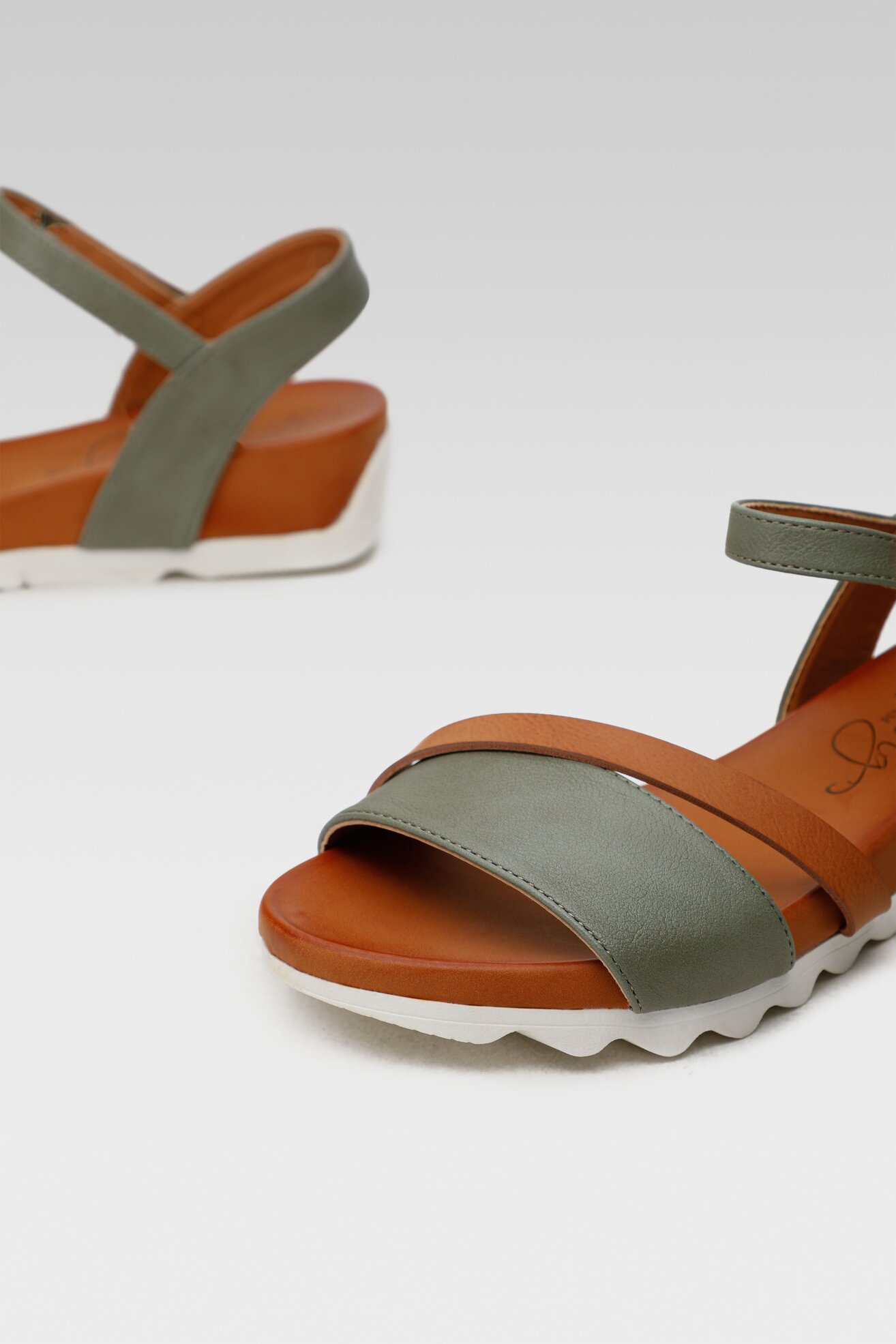 Szandál Mustang 1389-801 ZÖLD