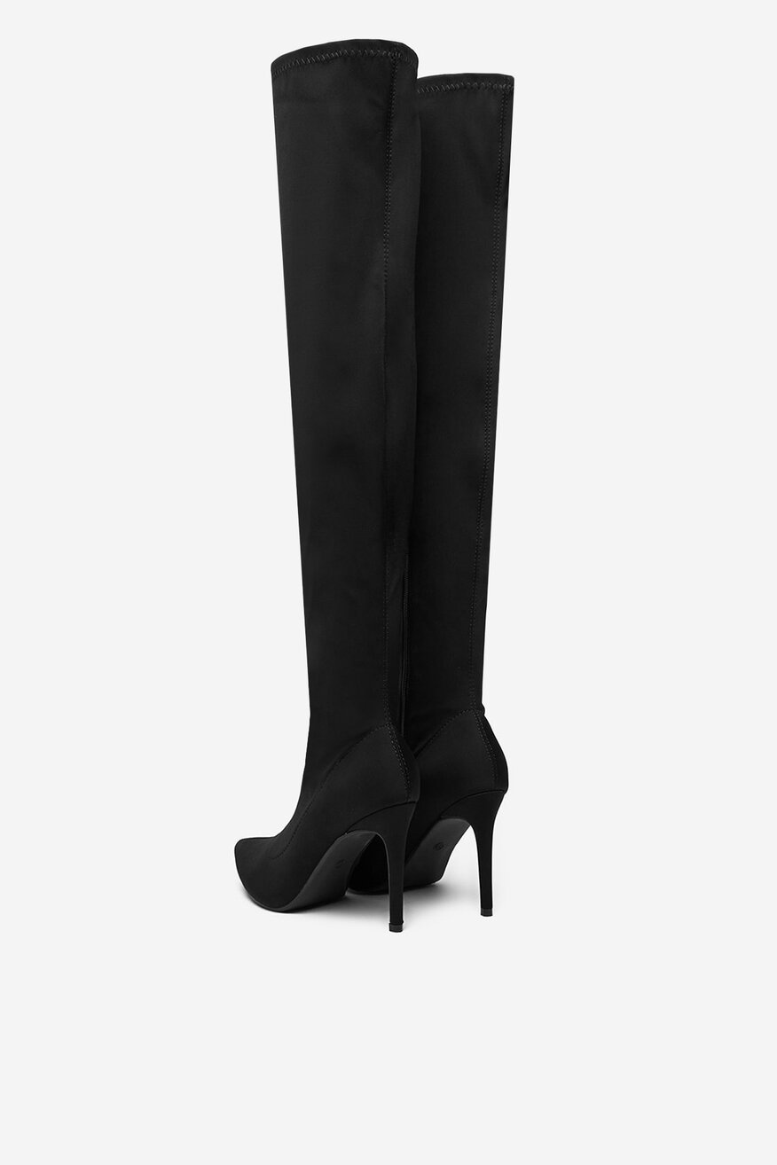 
                Чобіт DeeZee ЧОРНИЙ - 5904410318005