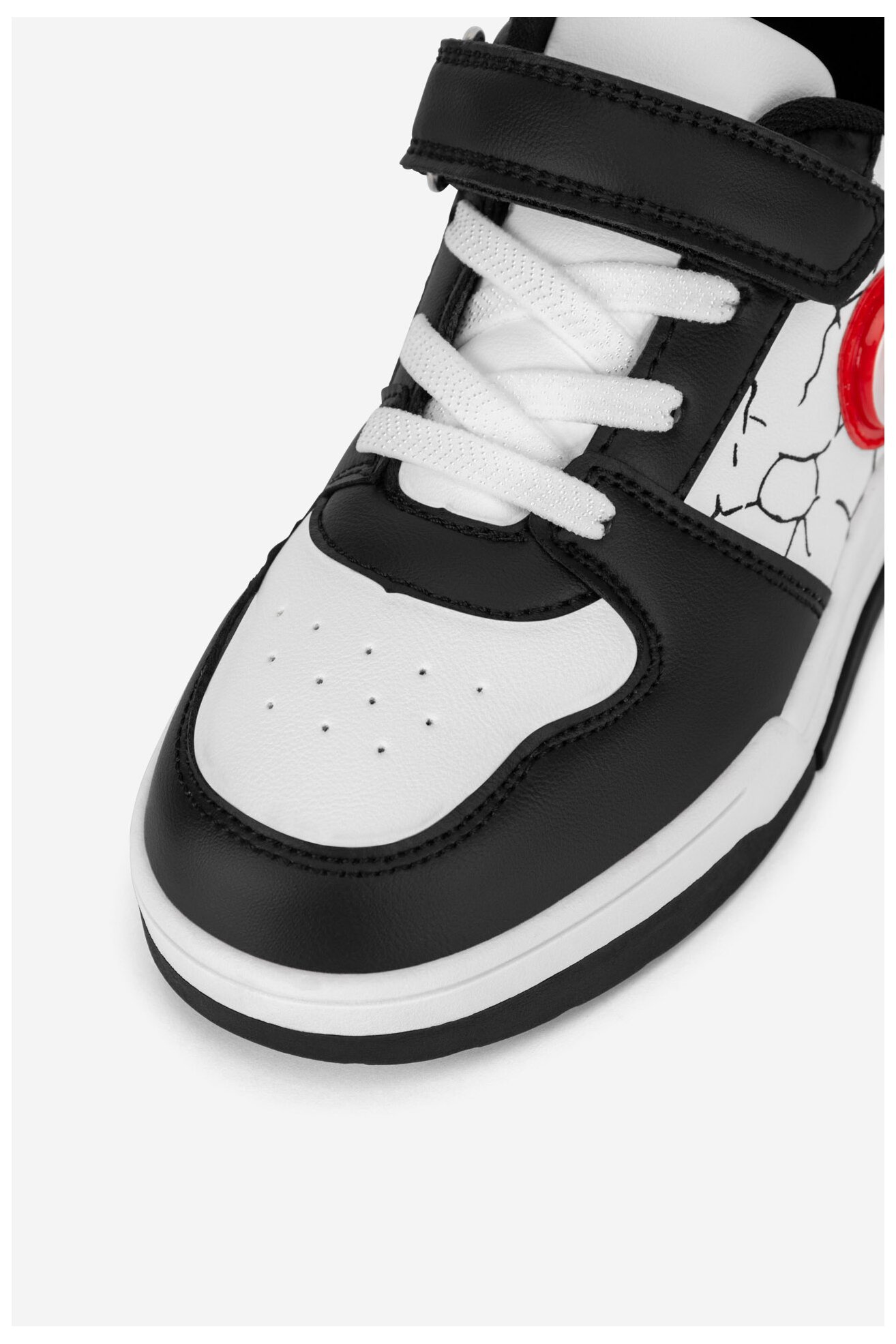 Спортни обувки Avengers BIC-AW24-309AVMV ЧЕРЕН