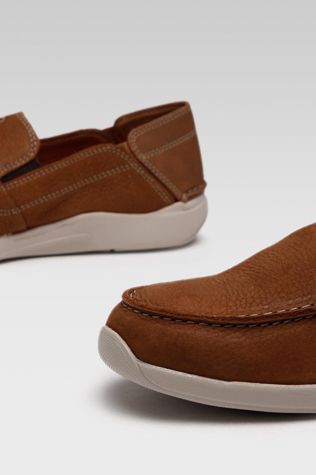 Półbuty Clarks 26164688 Camel