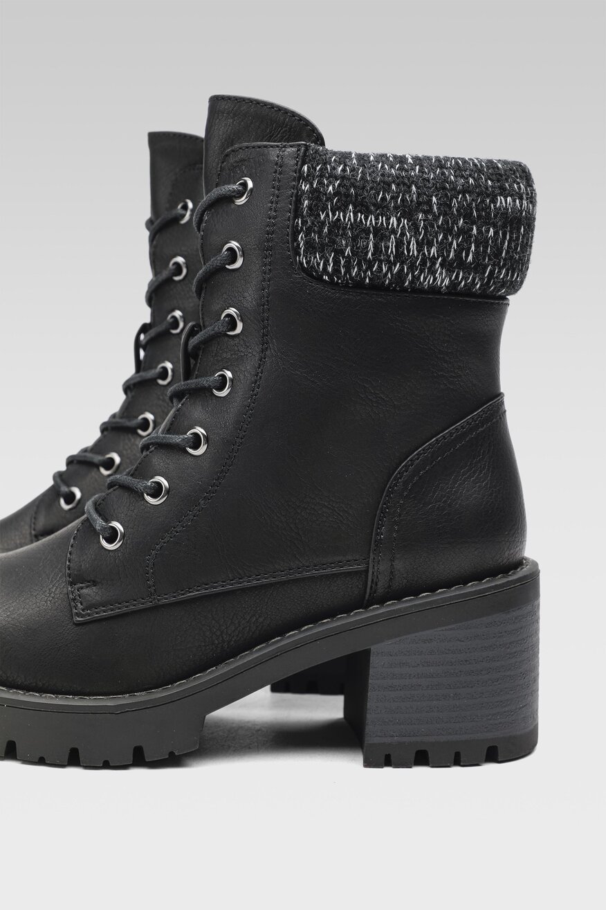 
                Clara Barson - Trzewiki ocieplane - 5904862234991