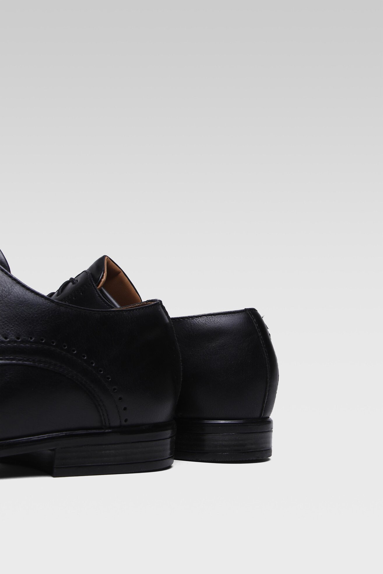 Półbuty Ottimo MBS-TOM-25BIG Czarny