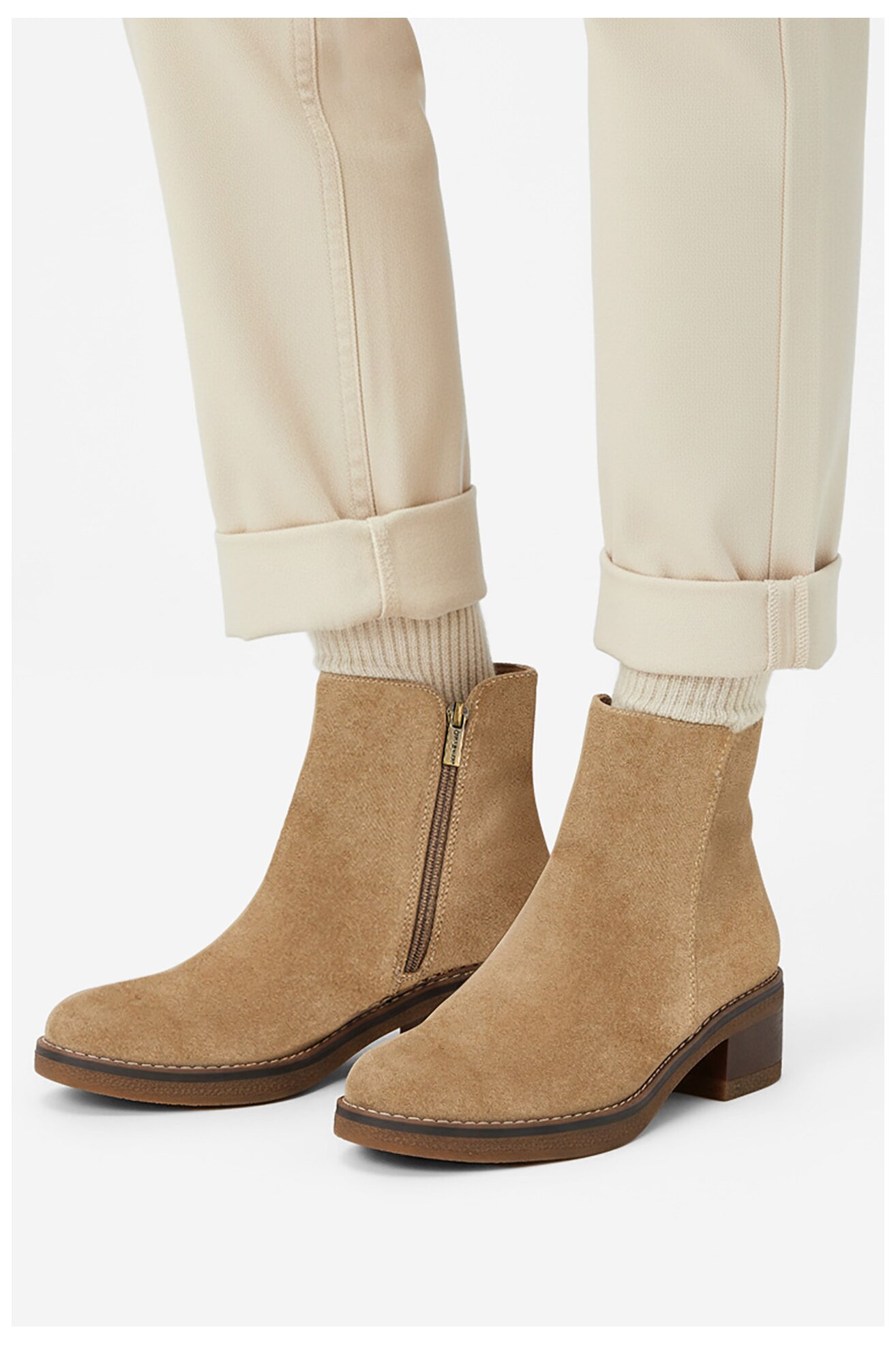 Ghete Clara Barson CEO-LM13355-X06 BEJ