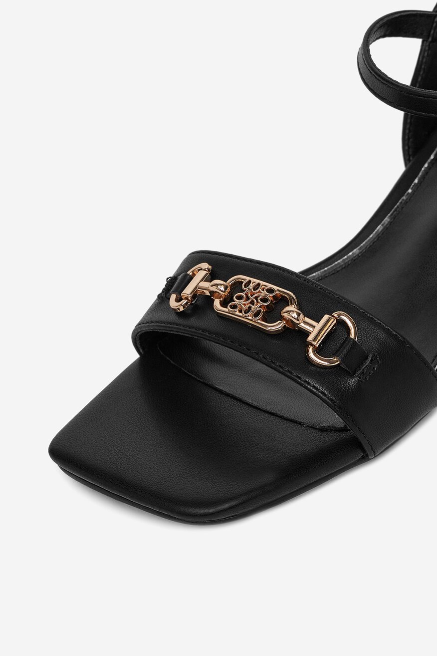 Sandály NINE WEST ČERNÁ - 5906751084113