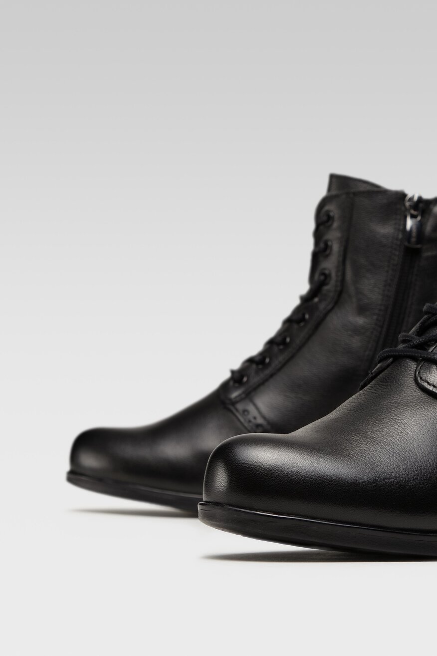 
                Csizma Lasocki FEKETE - 5904862159706