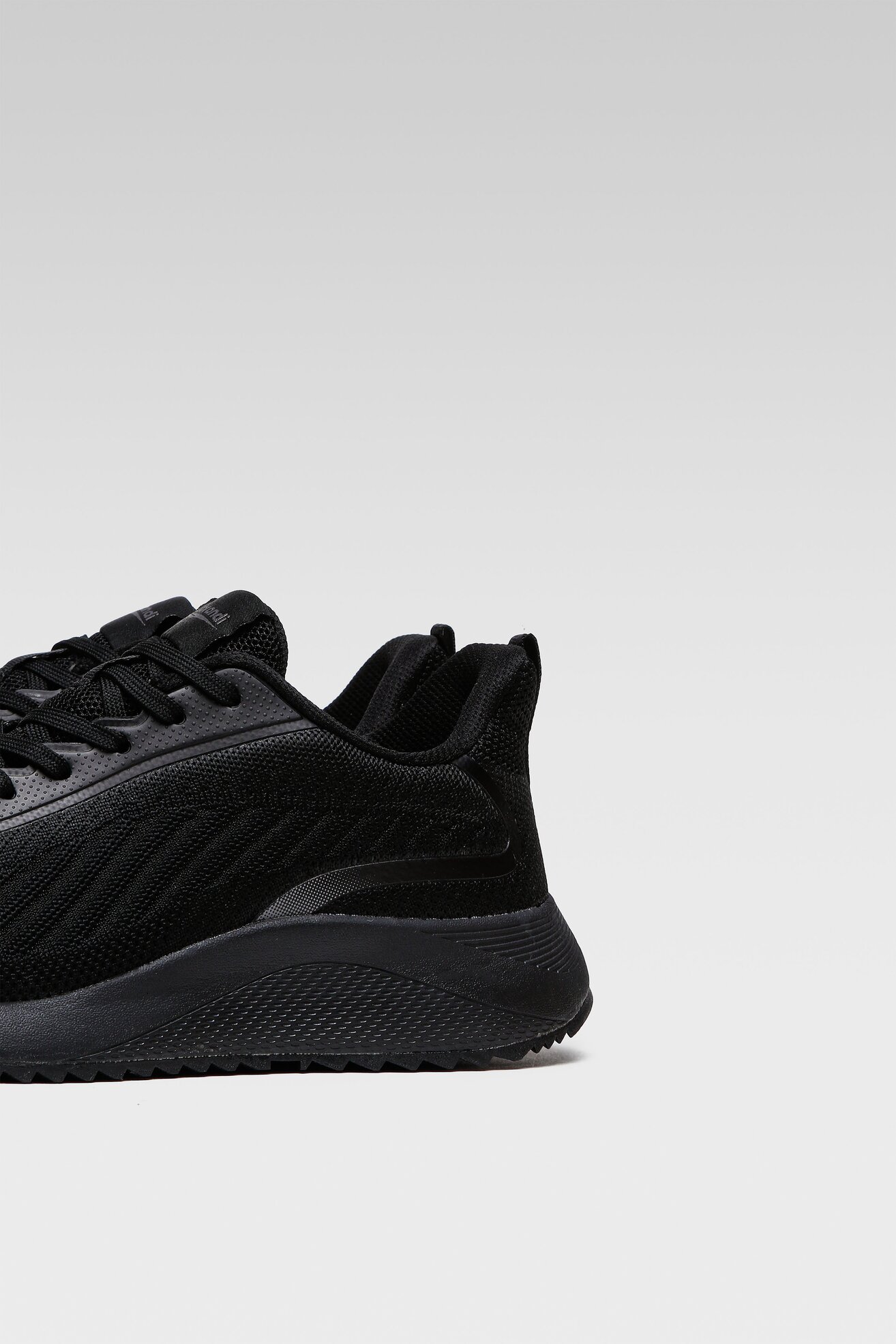 Sportska obuća Sprandi MP07-11633-03 CRNA