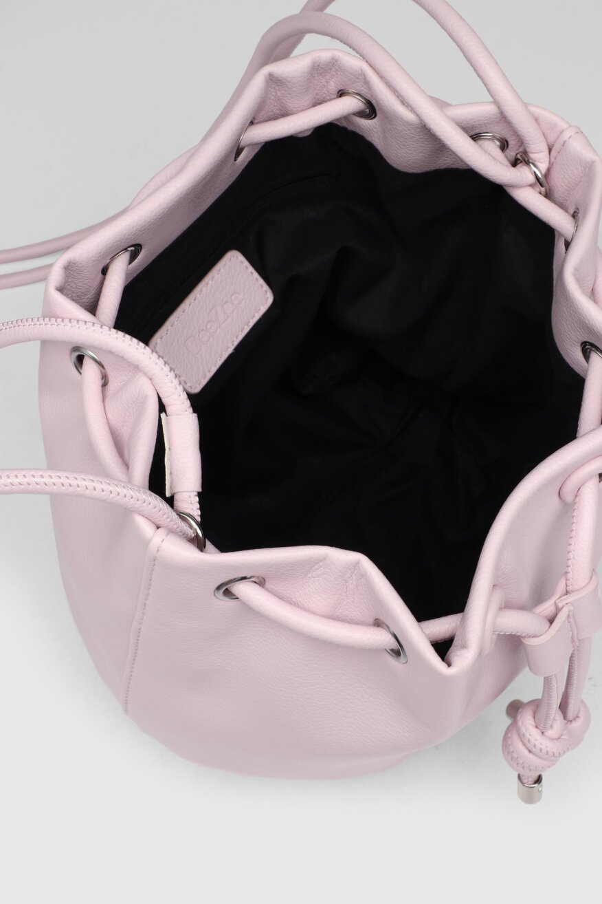 
                Дамска чанта DeeZee ВИОЛЕТОВ - 5903698325415