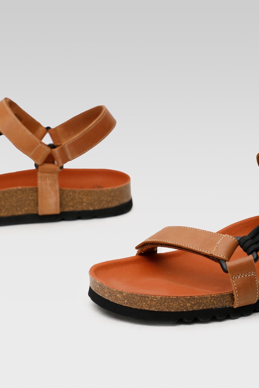 
                Scholl - Sandały skórzane - 5904248384388