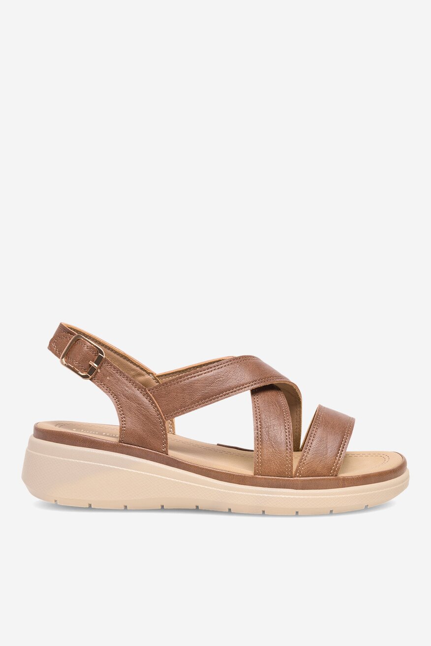 
                Clara Barson - Sandały na koturnie - 5905588589655