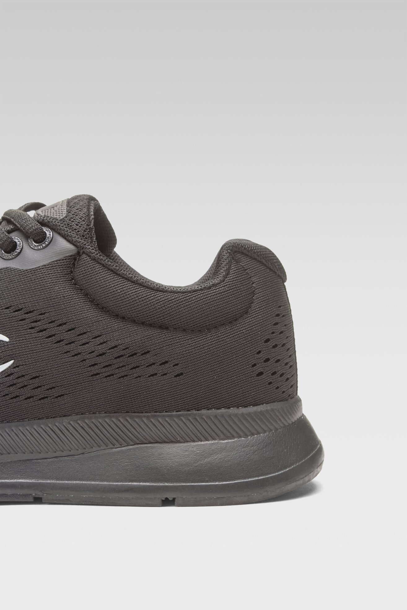 Кросівки спортивні Champion JAUNT S21934-KK002 ЧОРНИЙ