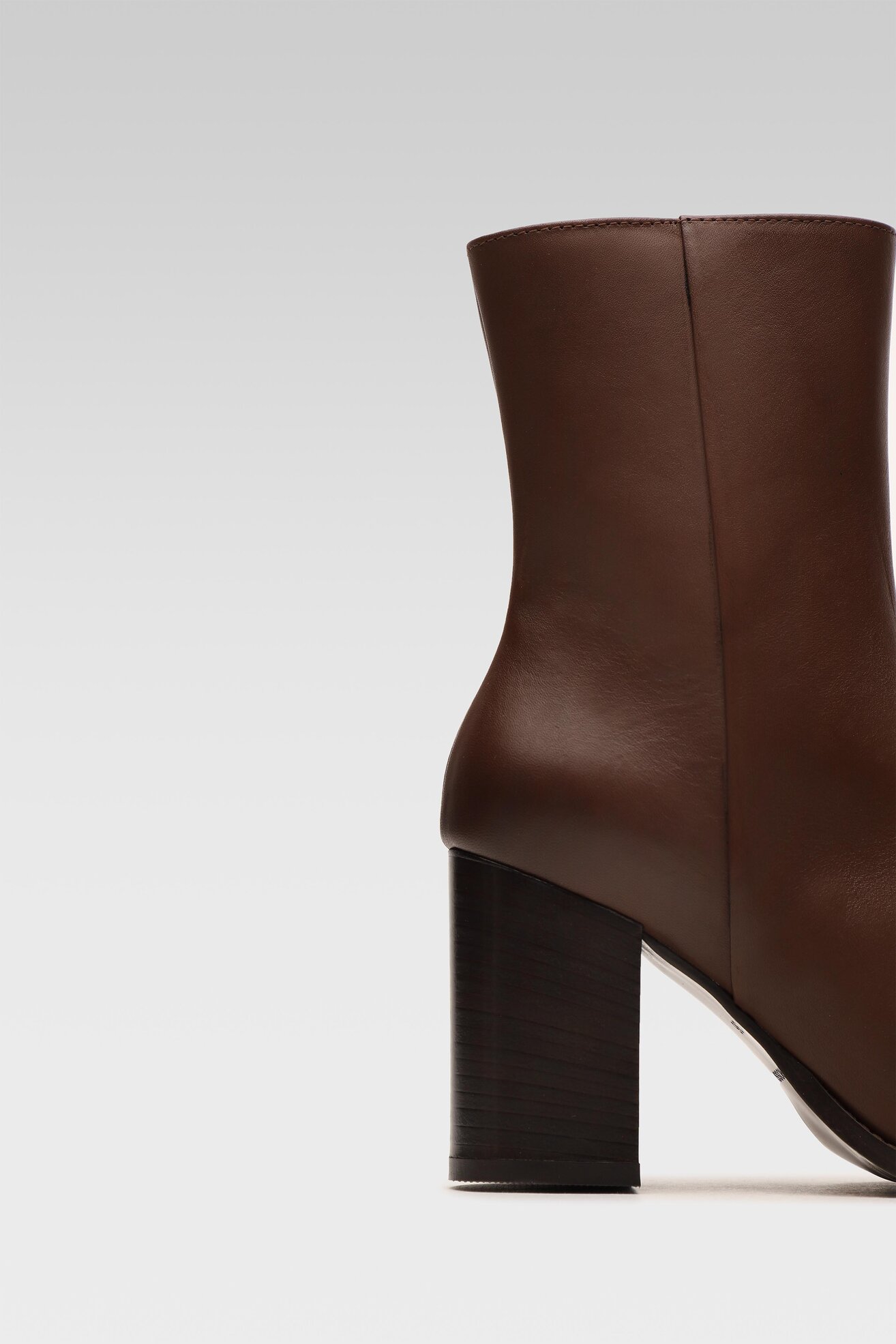 Botki Gino Rossi C003-02 Brązowy