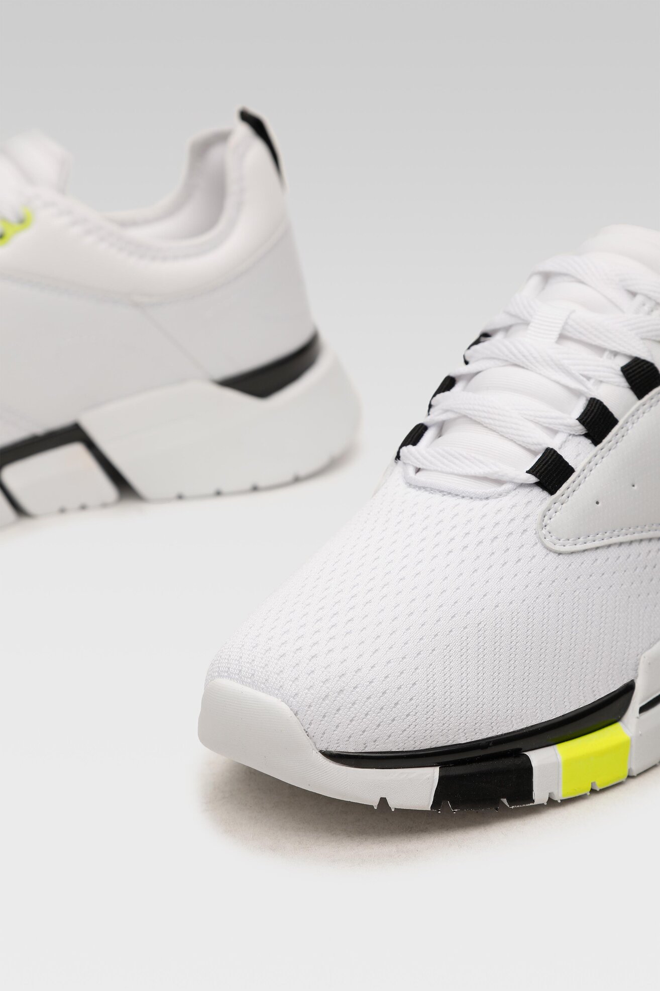 Obuwie sportowe Champion LANDER TECH S21697-WW001 Biały