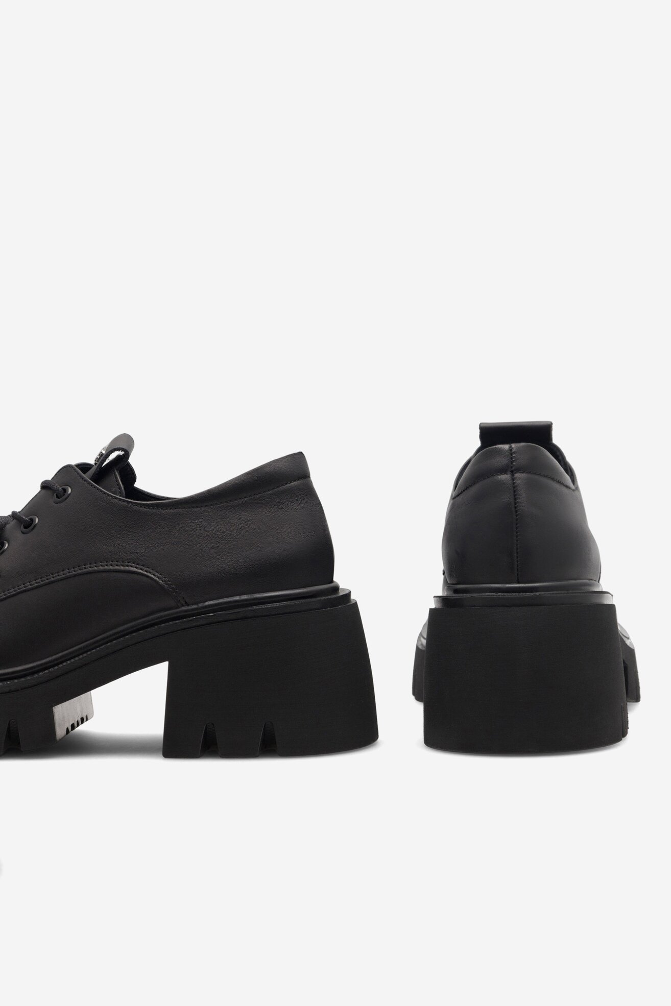 Półbuty Badura PORTO-4076 Czarny