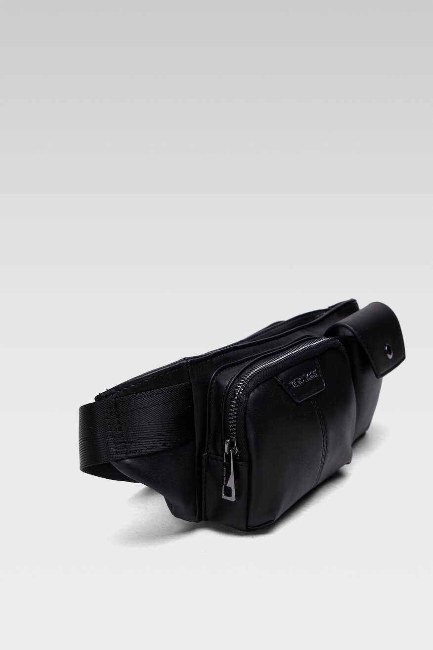 
                Gino Rossi - Saszetka nerka czarna - 5904248213381