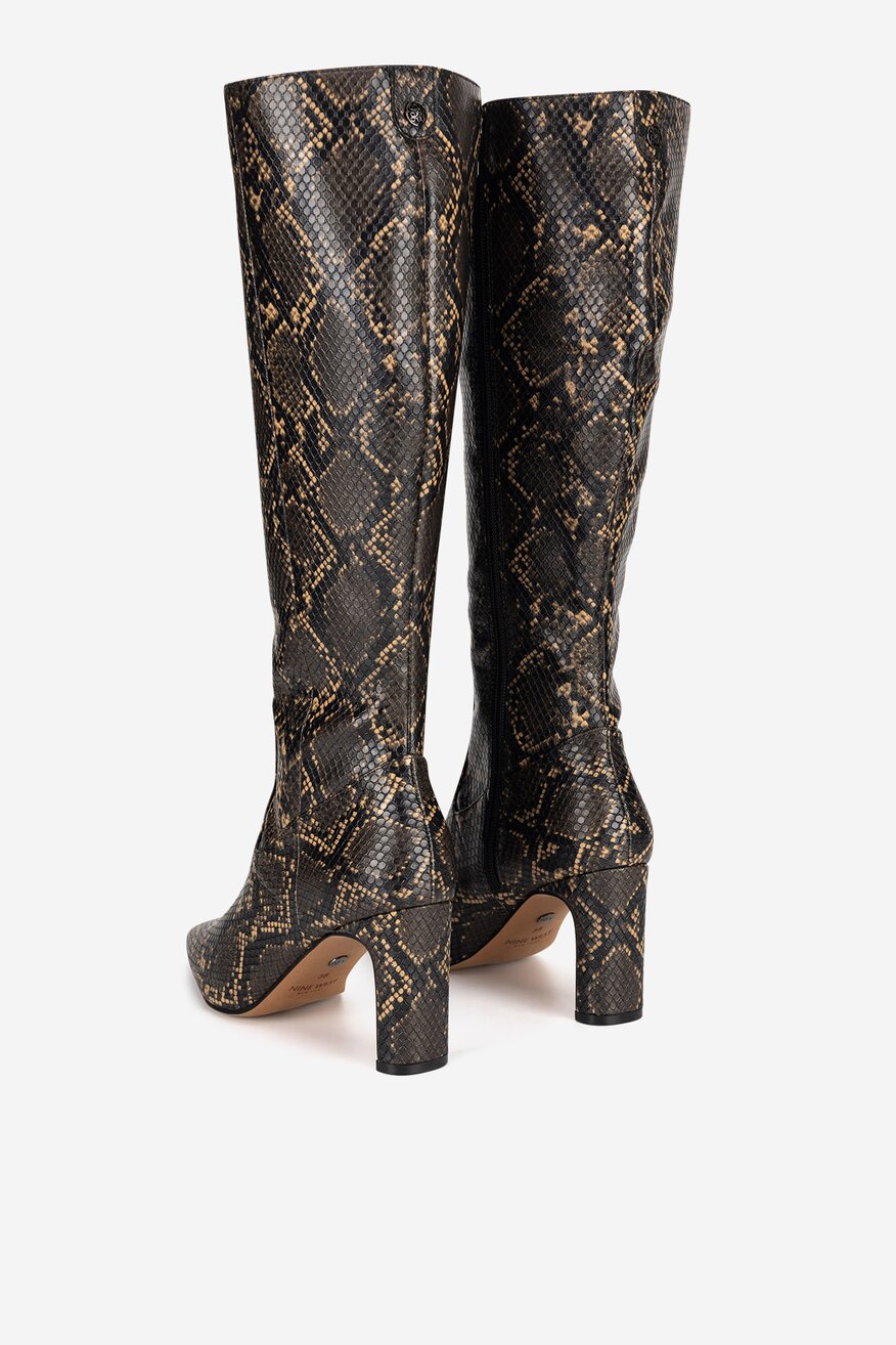 
                Csizma NINE WEST SÖTÉTBÉZS - 5905588897323