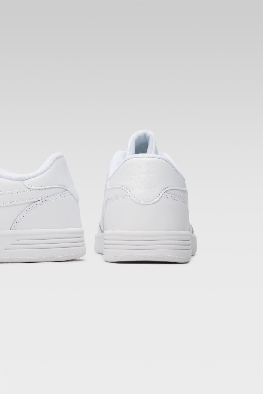 
                Reebok - ROYAL TECHQUE T - 2230035249800