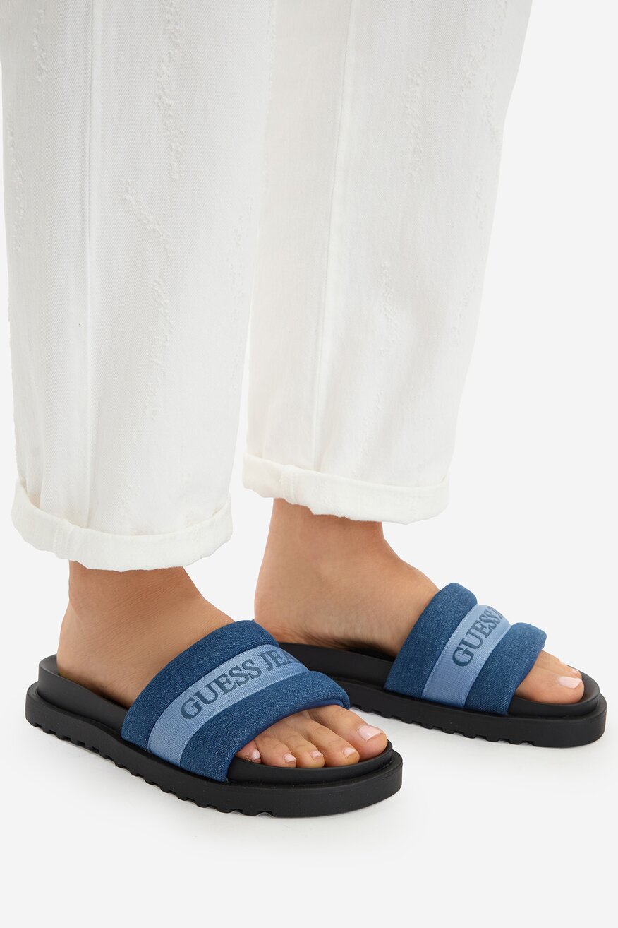 
                GUESS JEANS - Klapki - 5907964025757